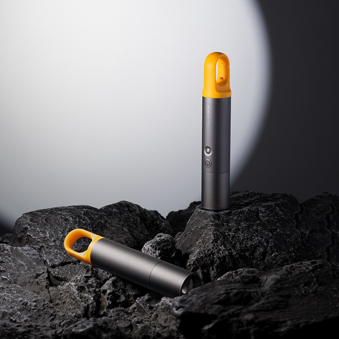Lumen Bright Stepless Zoom Flashlight Long Battery Camping Light