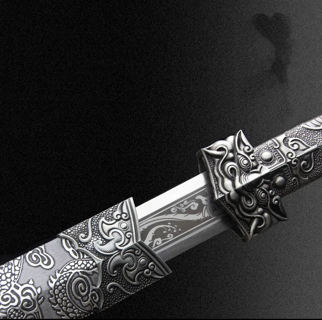 Unsharpened High Manganese Steel Beast Beak Collectible Sword